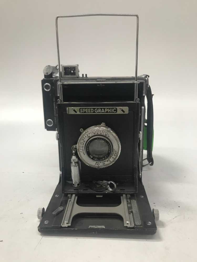 Camera, Graflex Speed Graphic, With Side Handle And Film Magazine, Black, 1940s+, Metal