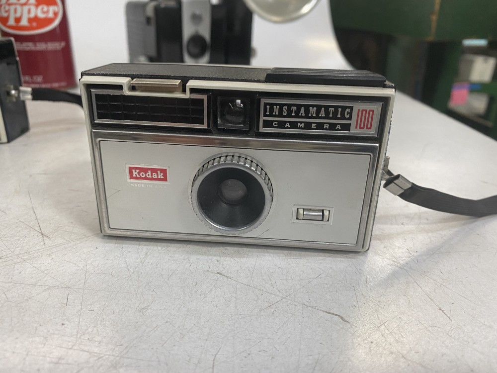 Camera, Amateur, Kodak Instamatic, Still Camera, Gray, Plastic