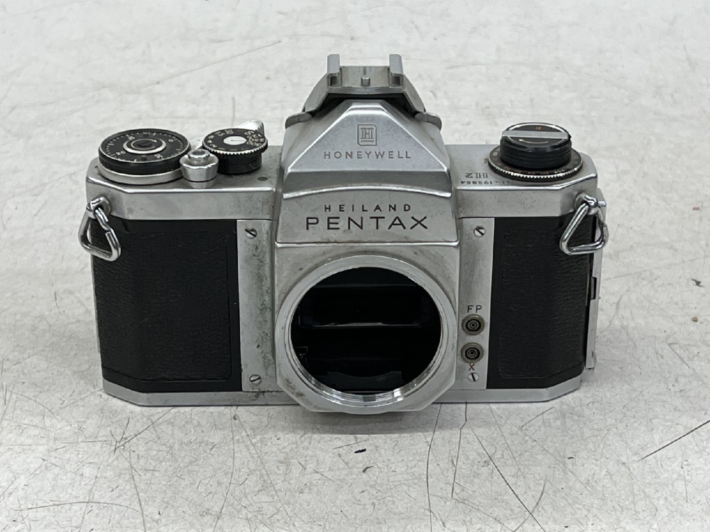 Camera Body, 35mm, Honeywell Heiland Pentax, Introduced 1959, Silver, 1950s+, Metal