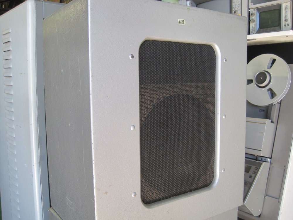 Speaker, Altec Model 604 Studio Speaker, Black Grill Cloth, Gray, RCA, Wood, 30"H, 26"W, 24"D