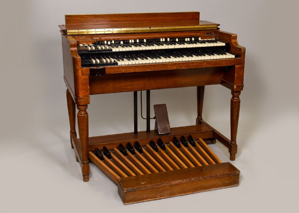 Keyboard, Organ, B-3 Organ, Introduced 1954, Plactical, Comes With Power Cable, Leslie Speaker Cable, And Chair, Foot Bass Pedal Available, Playwear, Brown, Hammond, 1950+
