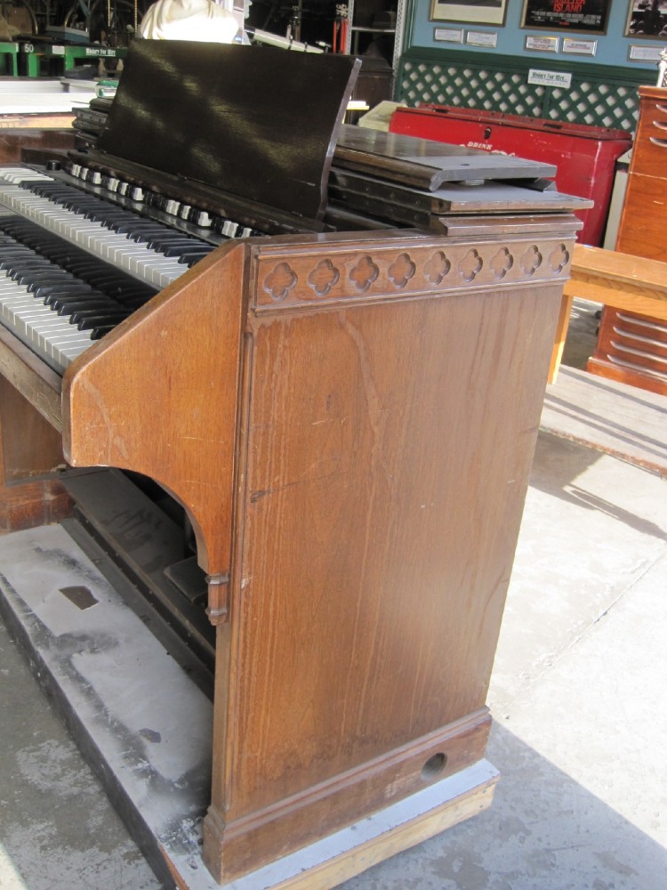 Keyboard, Organ, Hammond C3 Organ, Introduced 1954, Playwear, Footbase Pedal Available, Comes With Dolly, Must go with Leslie Speaker to be Practical, Brown, Hammond, 1950+