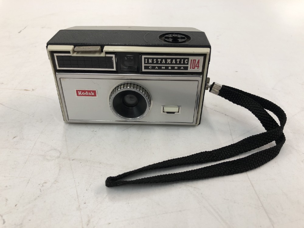 Camera, Kodak Instamatic 104, With Hand Strap, Circa 1965, Black, 1960+, Metal