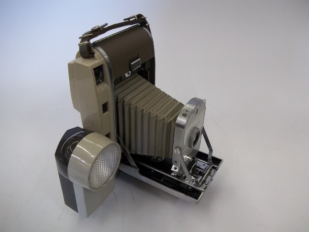 Polaroid, Model 800. Introduced: 1957, Gray, Polaroid, 1950s+, Plastic, 9" L, 5" W, 2" H