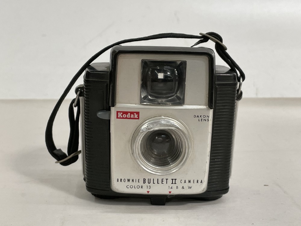 Kodak Brownie Bullet II,  Used 127 film.  Manufactured 1961 - 1968.  With Carrying Strap, Black, Kodak, 1960s+, Plastic