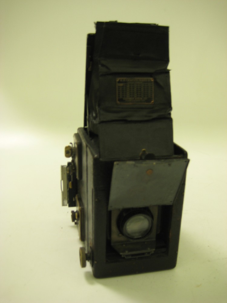 Camera, Graflex, Top-Fold Model, Black, 1900s+, Wood, USA
