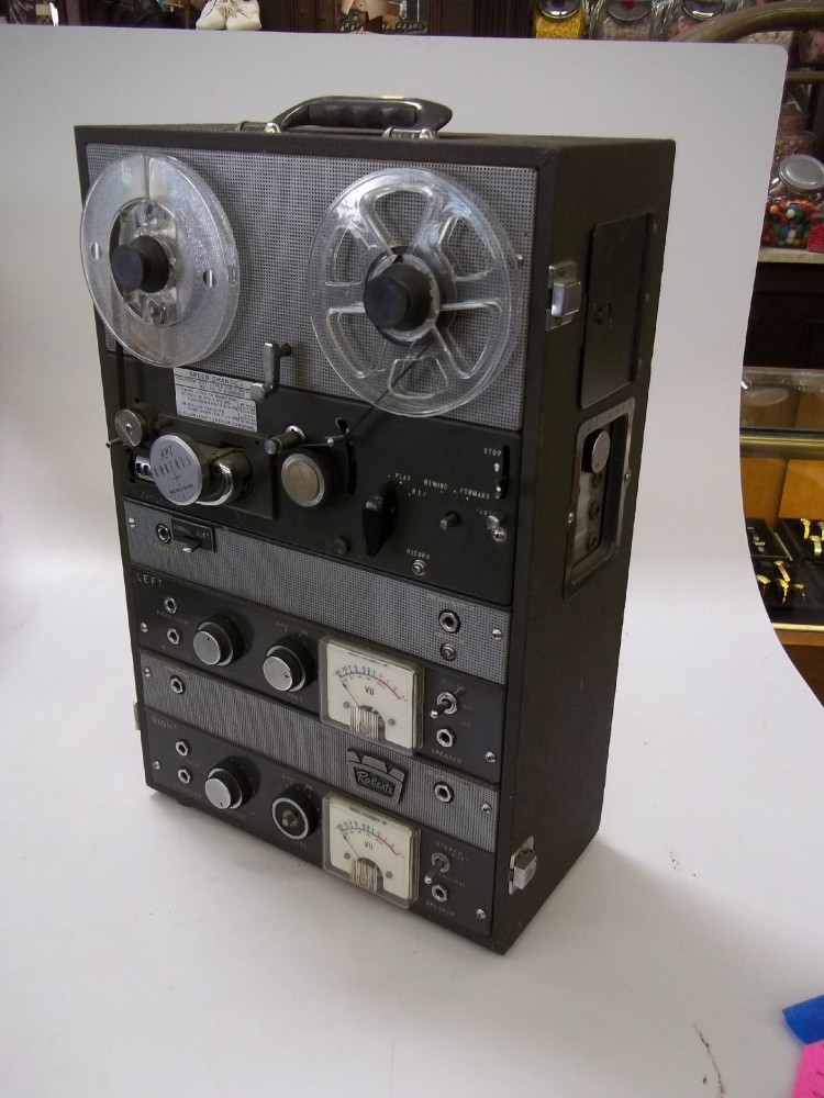 Reel-To-Reel Tape Recorder, Practical, Black, Metal, 20", 13", 6"