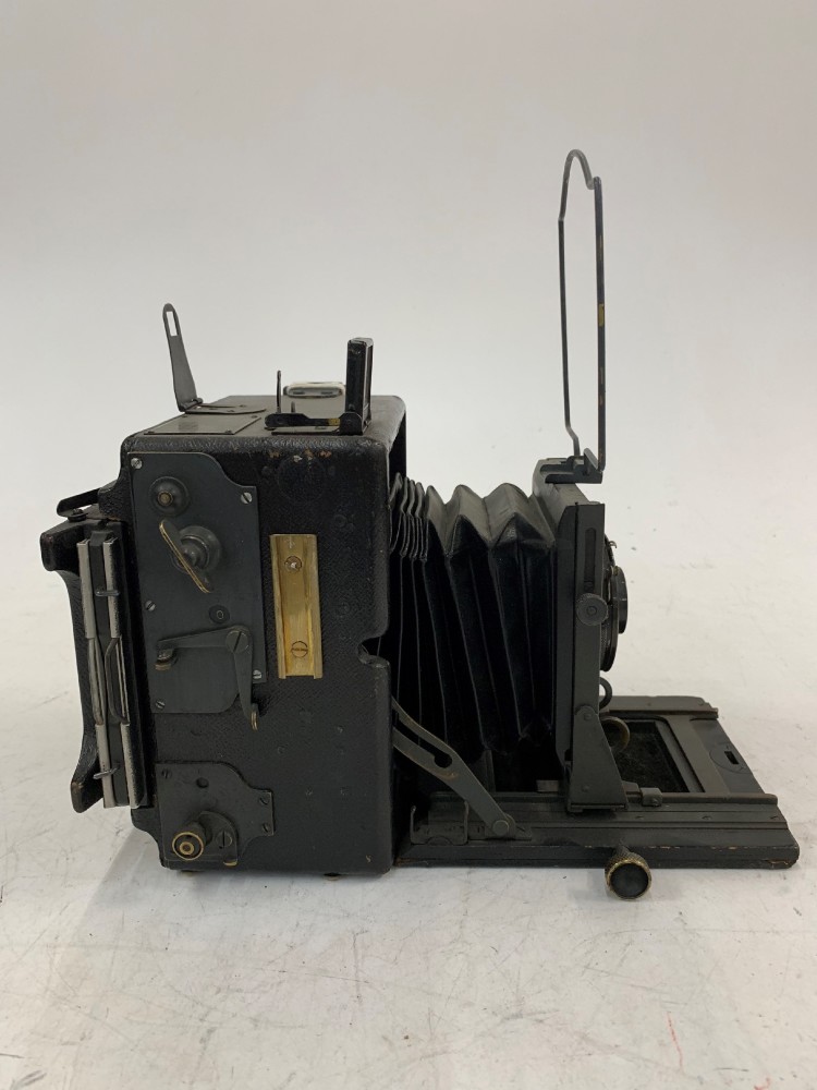 Camera, Graflex Speed Graphic Pre-Anniversary Model, With Lens And 1 Film Magazine, Black, 1930s+, Wood, USA