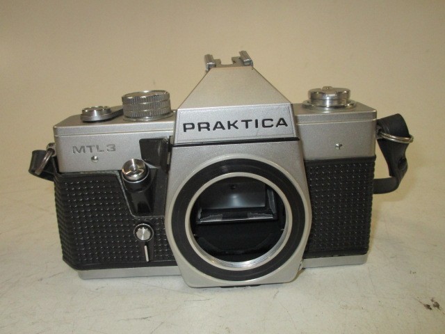"Praktica MTL3" Model, With Neck Strap., Black, 1960+, Metal, East Germany (1949-1990)