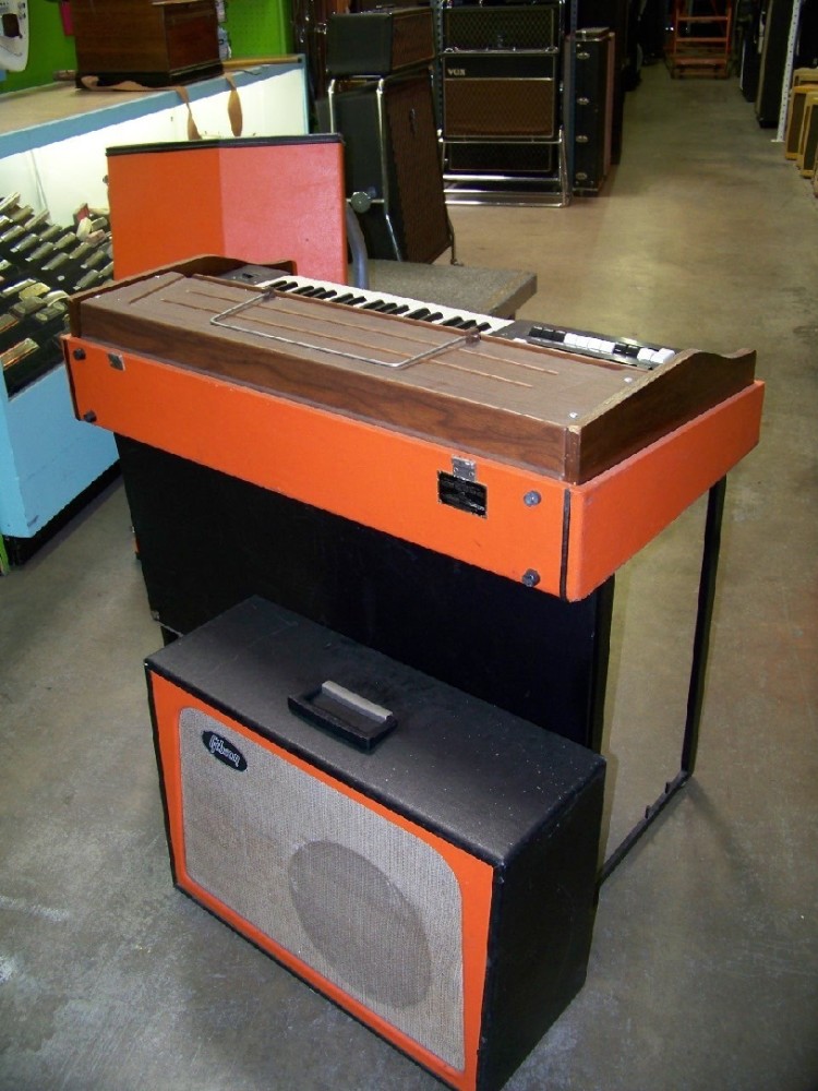 Keyboard, Organ, G201 Organ, Late1960's, Chips on edges, Built In Foldable Legs, Has Cover, Matching G201 Amp Available,, Orange, Gibson, 1960s+