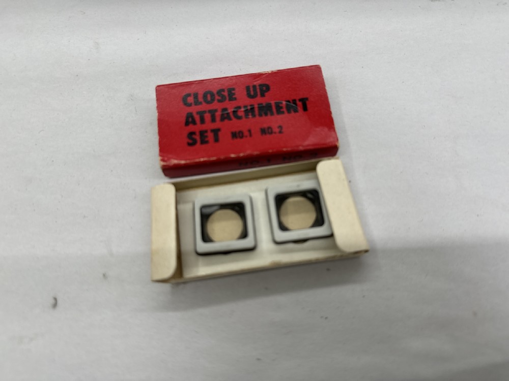 Accessory Box, Close-Up Attachment Set, For Minolta-16 Model-P Camera 33268948, Red, 1960s+, Cardboard