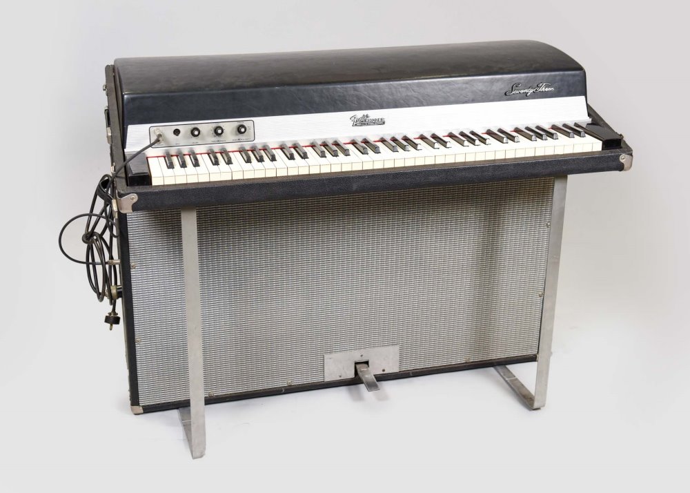 Keyboard, Piano, Rhodes Piano 73 Key, Black Tolex With Black Top, Introduced 1968, With Cover, Power Cable And Speaker Cable, Practical, Black, Fender, 1960s+