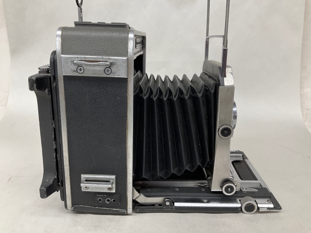 Camera, Graflex Super Speed Graphic, With Lens, Film Magazine, And Side Handle, Silver, 1940s+, Metal