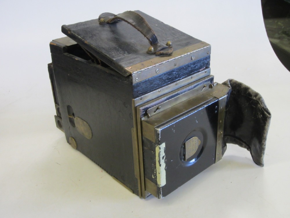 Graflex Box Camera, One Film Magazine, Black, 1930s+, Wood, USA