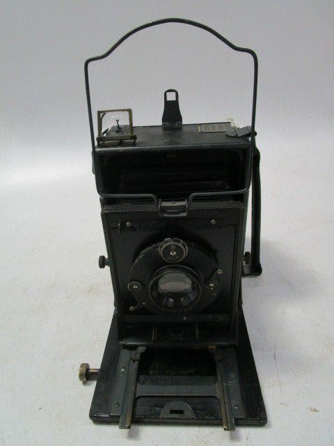 Camera, Graflex Speed Graphic Pre-Anniversary Model, With Lens And One Film Magazine, Black, 1920s+, Wood, USA