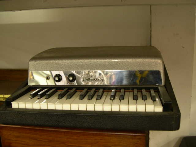 Keyboard, Keyboard Bass, Fender Rhodes KeyBass, Introduced 1965, Has Cover, Playwear,, Black, Sparkle, Fender, 1960+