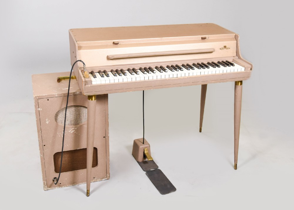 Keyboard, Piano, Electric Piano, Wurlitzer Electric Piano, Model 140B, Has Cover, Practical, Matching Amplifier Included, Tan, Wulitzer , 1960s+, 34"H, 39"W, 22"D