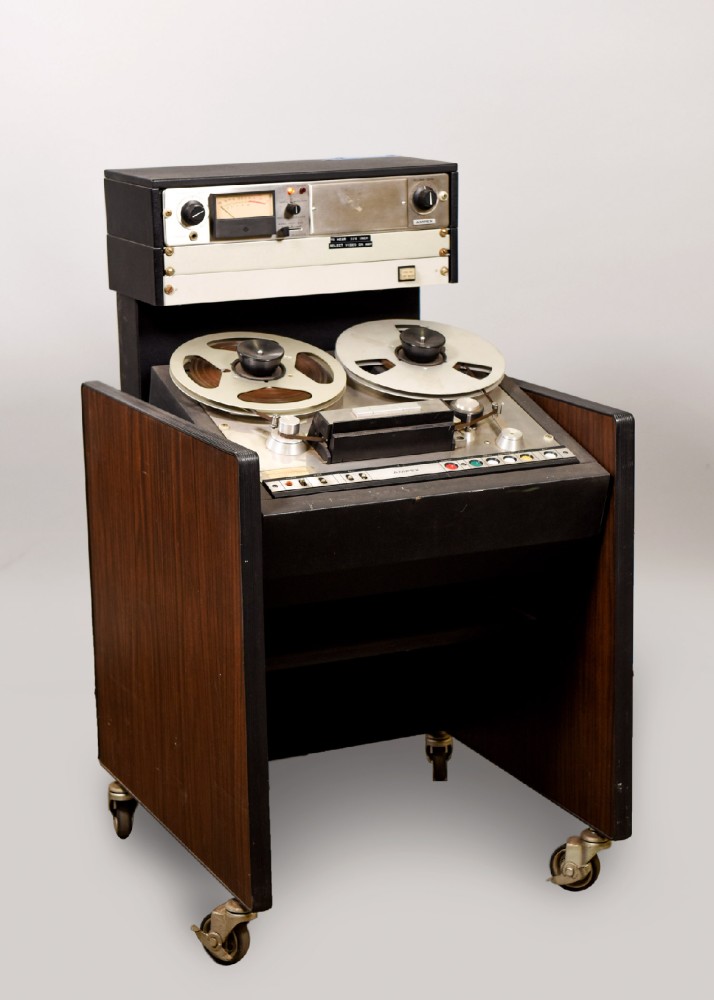 Reel-To-Reel Tape Recorder, Recording Studio, Rolling, Woodgrain, Plastic