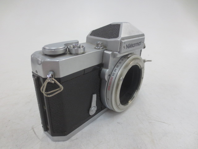 Camera, 35mm, Nikon Nikkormat, Ser.No.3100282., Silver, Nikkormat