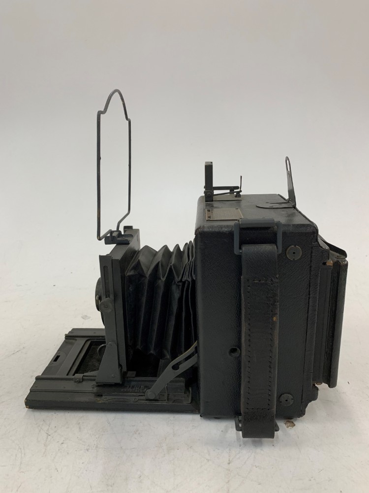 Camera, Graflex Speed Graphic Pre-Anniversary Model, With Lens And 1 Film Magazine, Black, Wood, 12" L, 10" W, 16" H